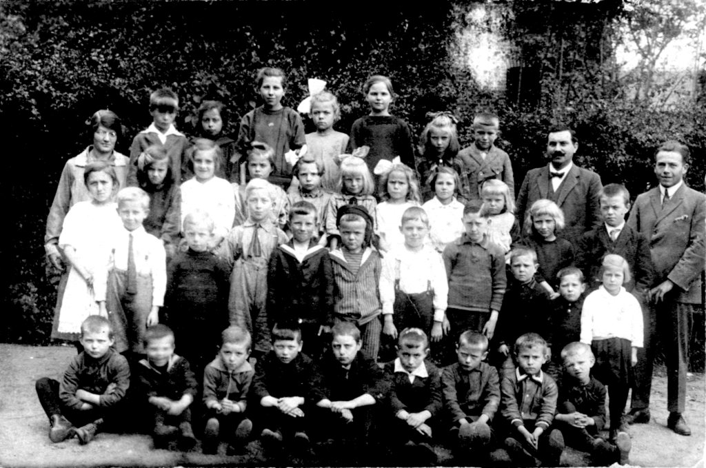 1929 Schoolfoto Broeksittard