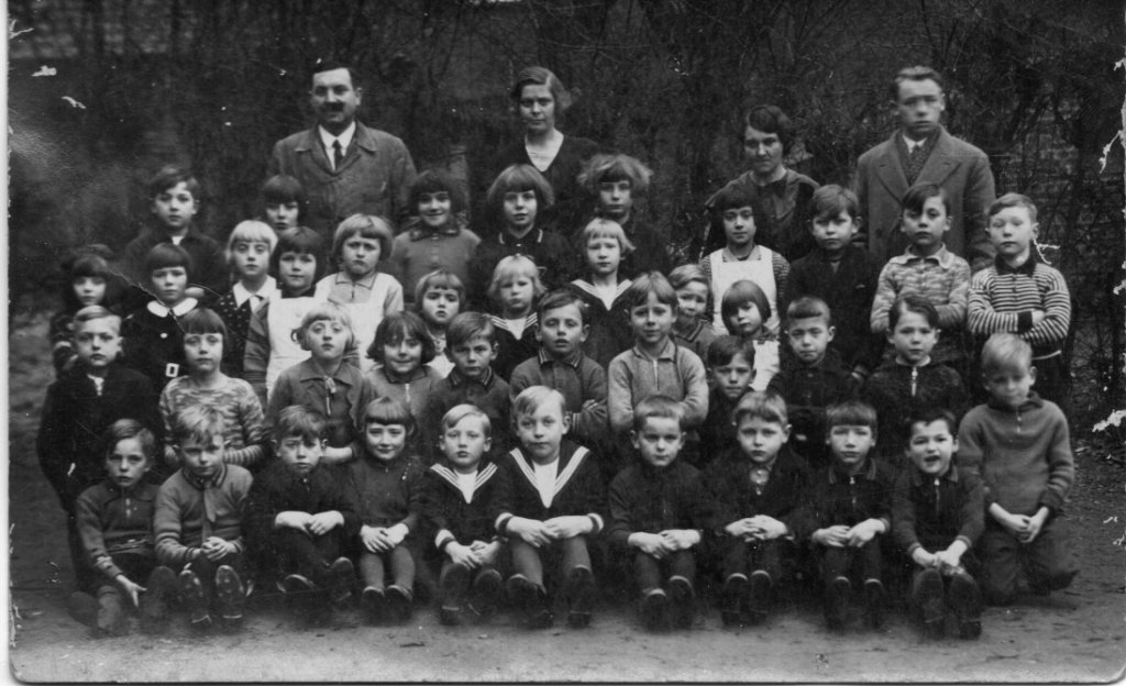 1935 Schoolfoto Broeksittard